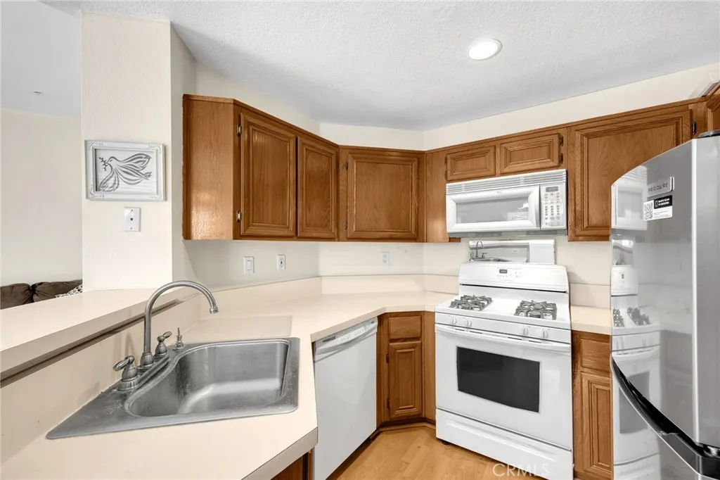 2600 Avenida Del F203, Corona, California 92882 home-pic-9